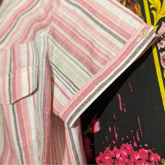 Vintage Villager Sport Petites short sleeved striped, tailored, fitted button up - Picture 4 of 8